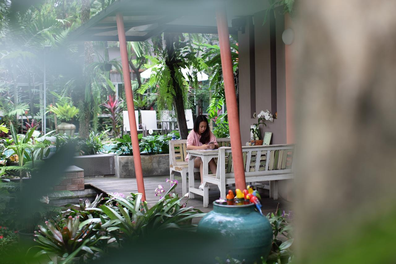 Serene Bangkok Bed And Breakfast Экстерьер фото